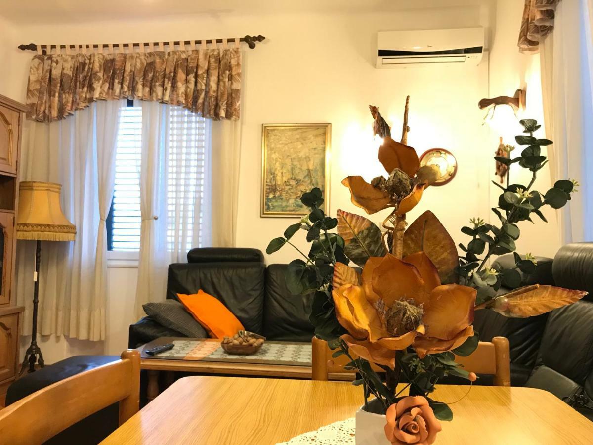 Apartment Kapo Split Bagian luar foto