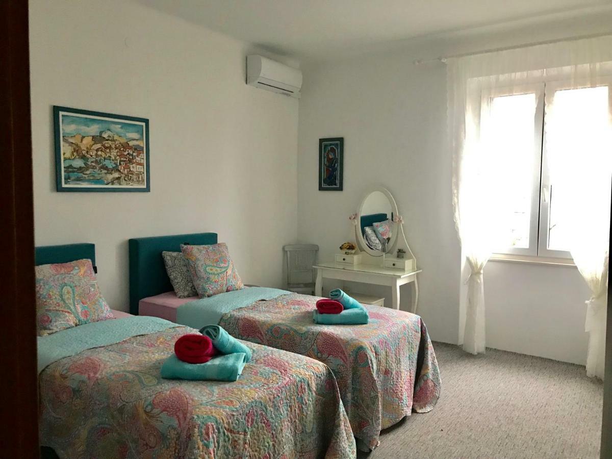 Apartment Kapo Split Bagian luar foto