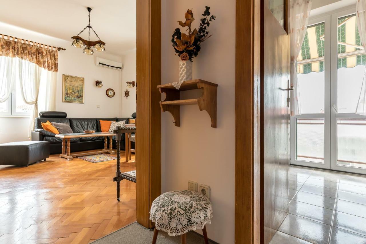 Apartment Kapo Split Bagian luar foto